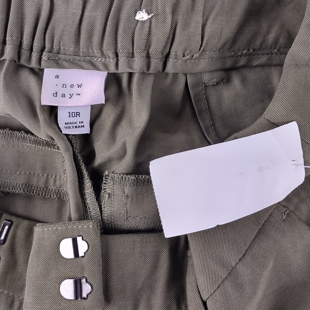 A New Day Women's Lightweight Elastic Waist Olive Green Chino Pants Sz 10R (NWT) - Picture 10 of 12